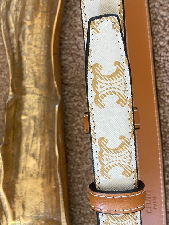 Celine Triomphe Belt 25mm in White Triomphe leather